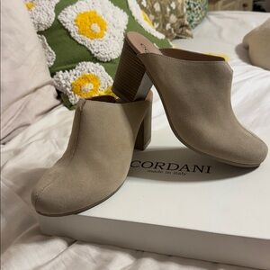Cordani Taupe Suede Block Heel Mules